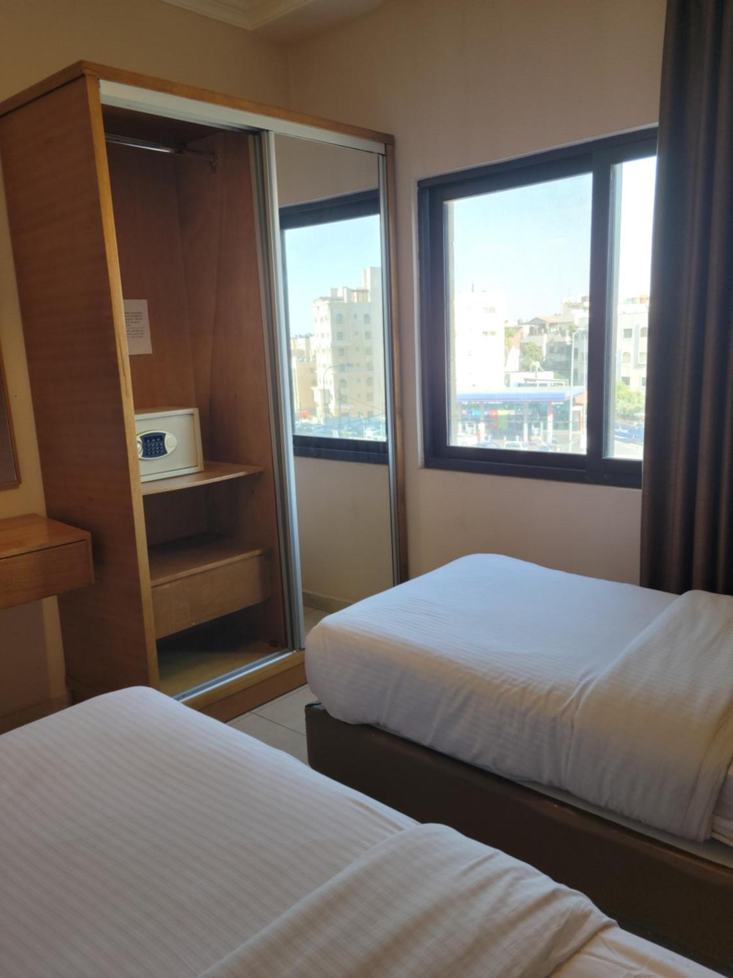 Big Ben Hotel Suites Amman Extérieur photo